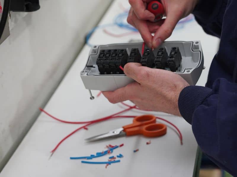 seguridad en instalaciones electricas